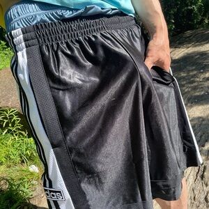 NWT Adidas Adibreak Men’s Dazzle Basketball Shorts BLACK